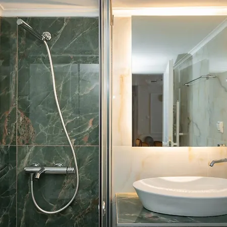 Margo Luxury Living 1 By 8essentially