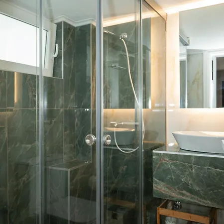 Margo Luxury Living 1 By 8essentially *