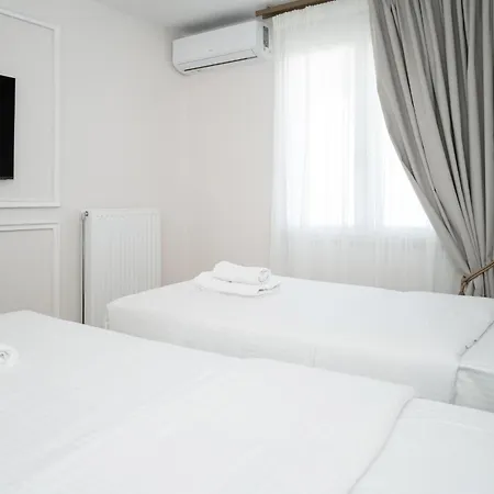 Margo Luxury Living 1 By 8essentially